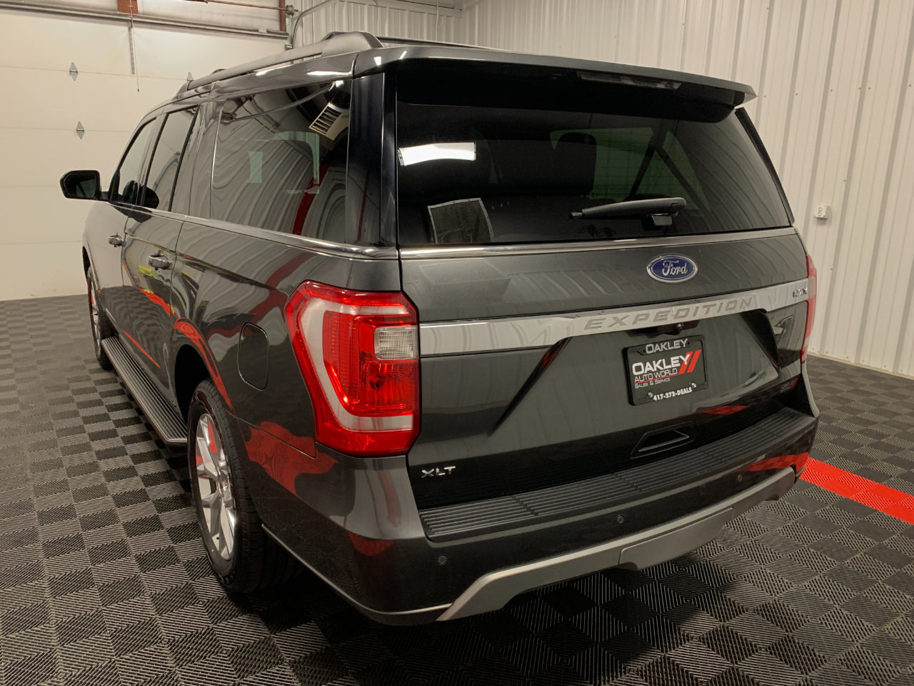 Used 2020 Ford Expedition Max XLT image 17