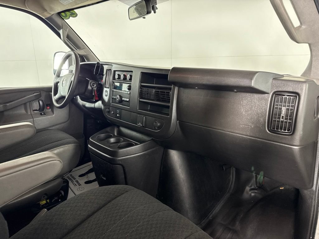 Used 2020 GMC Savana 2500 w/ Driver Convenience Package RWD image 32