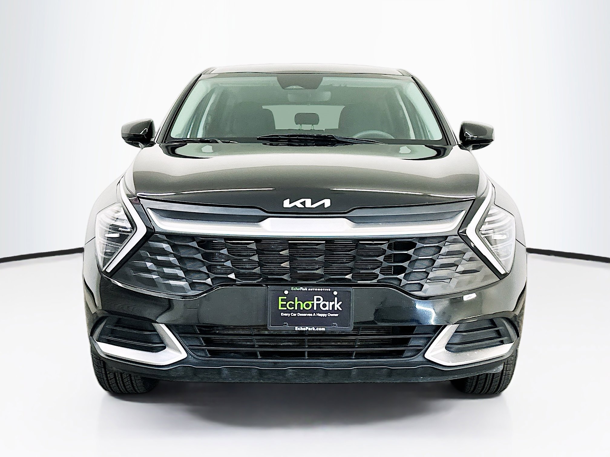 Used 2024 Kia Sportage LX image 2