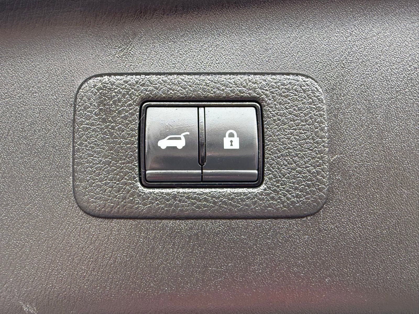 Used 2024 Nissan Armada SL AWD/4WD image 48
