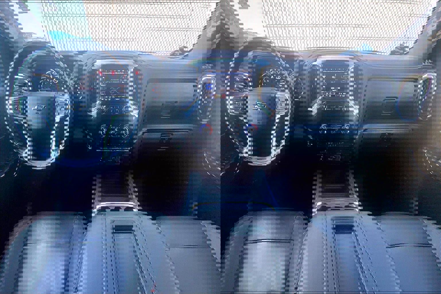 Used 2022 Chevrolet Silverado 1500 LT Trail Boss w/ Convenience Package II image 15