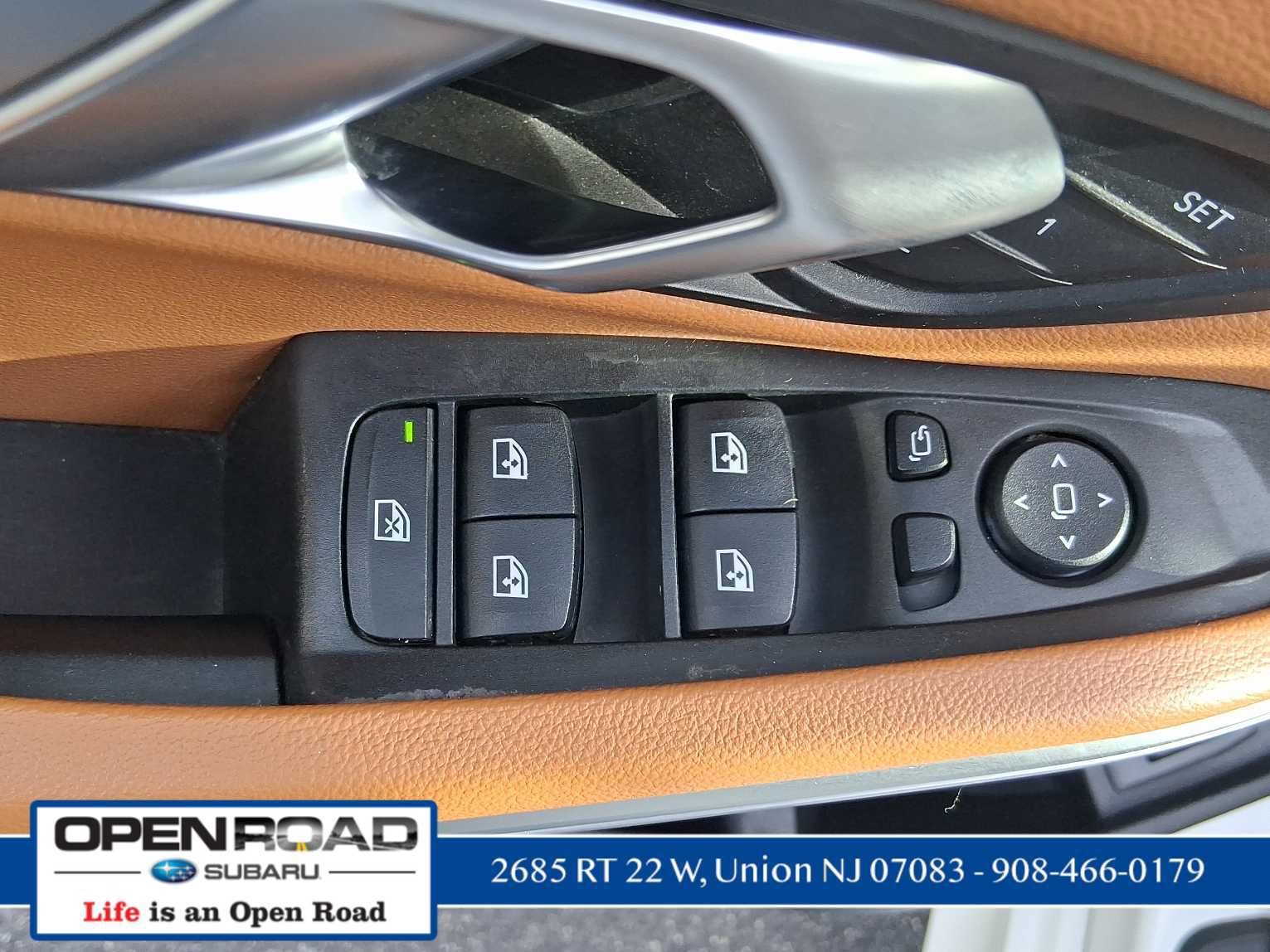 Used 2020 BMW 330i xDrive Sedan w/ Premium Package image 15