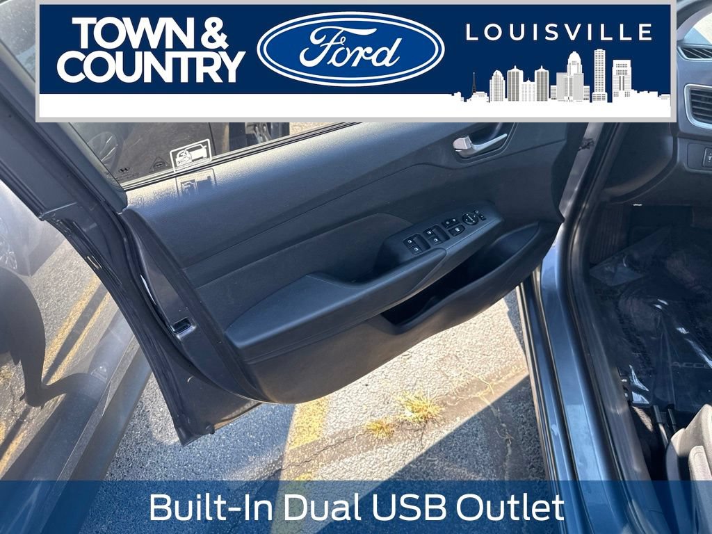 Used 2019 Hyundai Accent SE FWD image 9