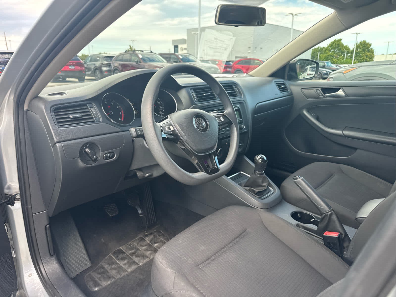 Used 2015 Volkswagen Jetta S FWD image 6