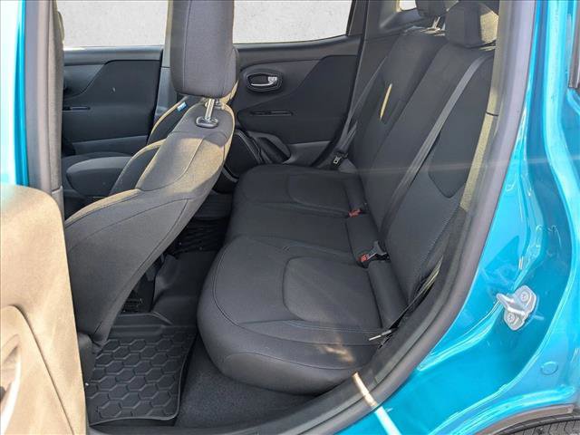 Used 2021 Jeep Renegade Latitude image 16