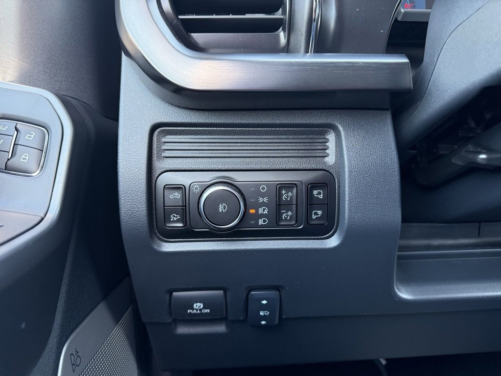 New 2026 Ford F250 Lariat image 13