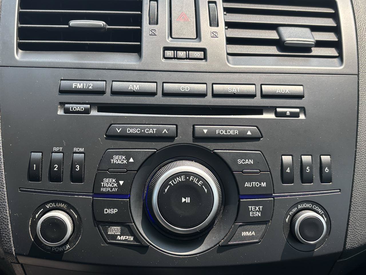 Used 2013 MAZDA MAZDA3 i SV FWD image 14