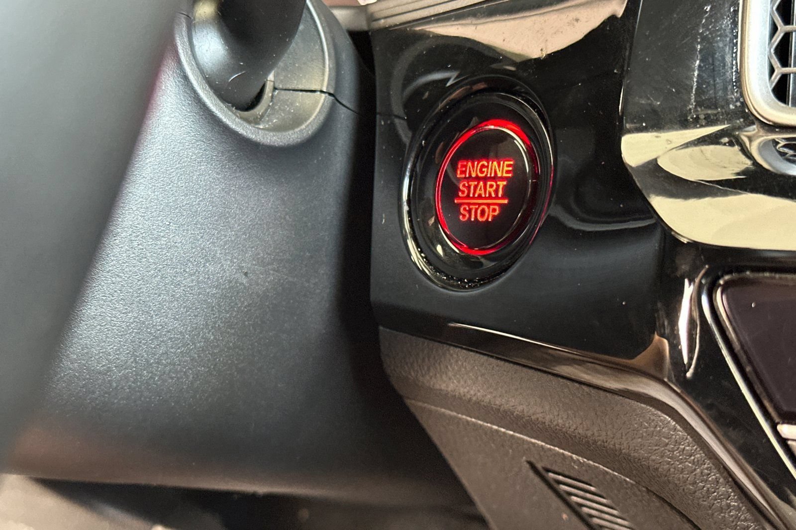 Used 2025 Honda Civic Sport image 21
