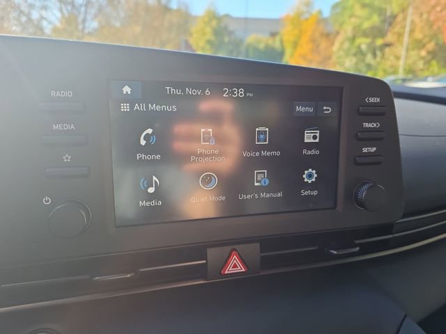 Used 2025 Hyundai Elantra Sport image 34