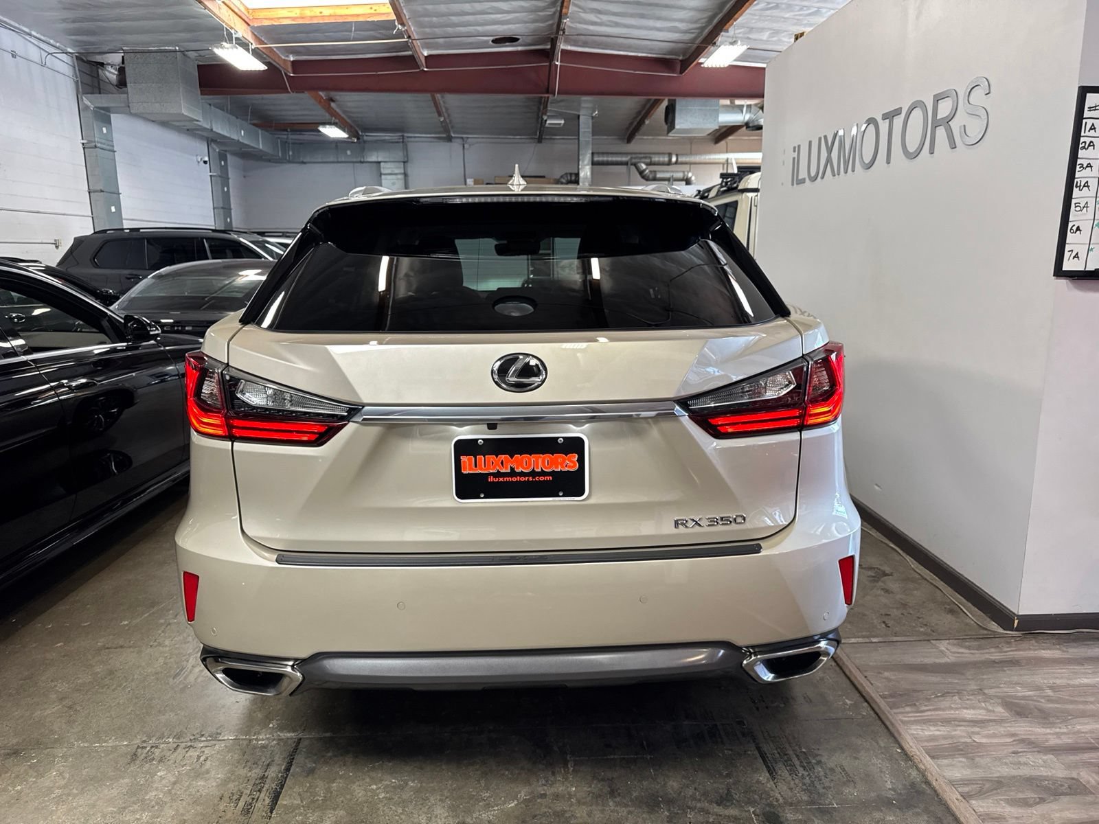 Used 2018 Lexus RX 350 FWD w/ Premium Package image 18
