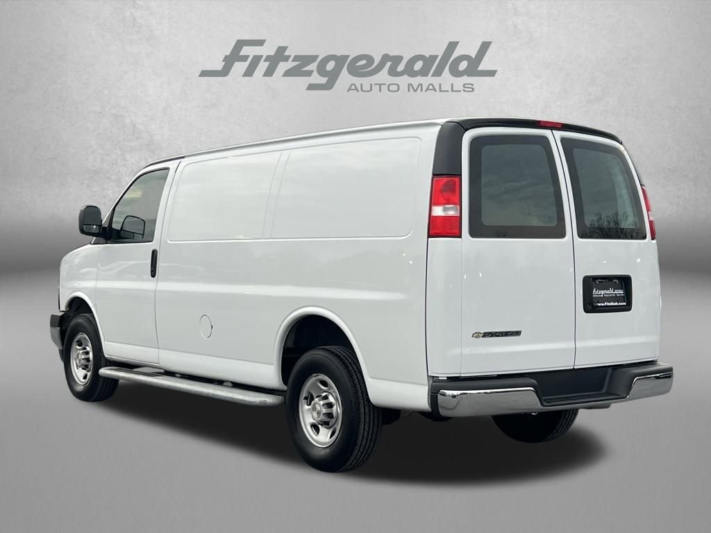 Used 2024 Chevrolet Express 2500 Work Van w/ Driver Convenience Package image 8