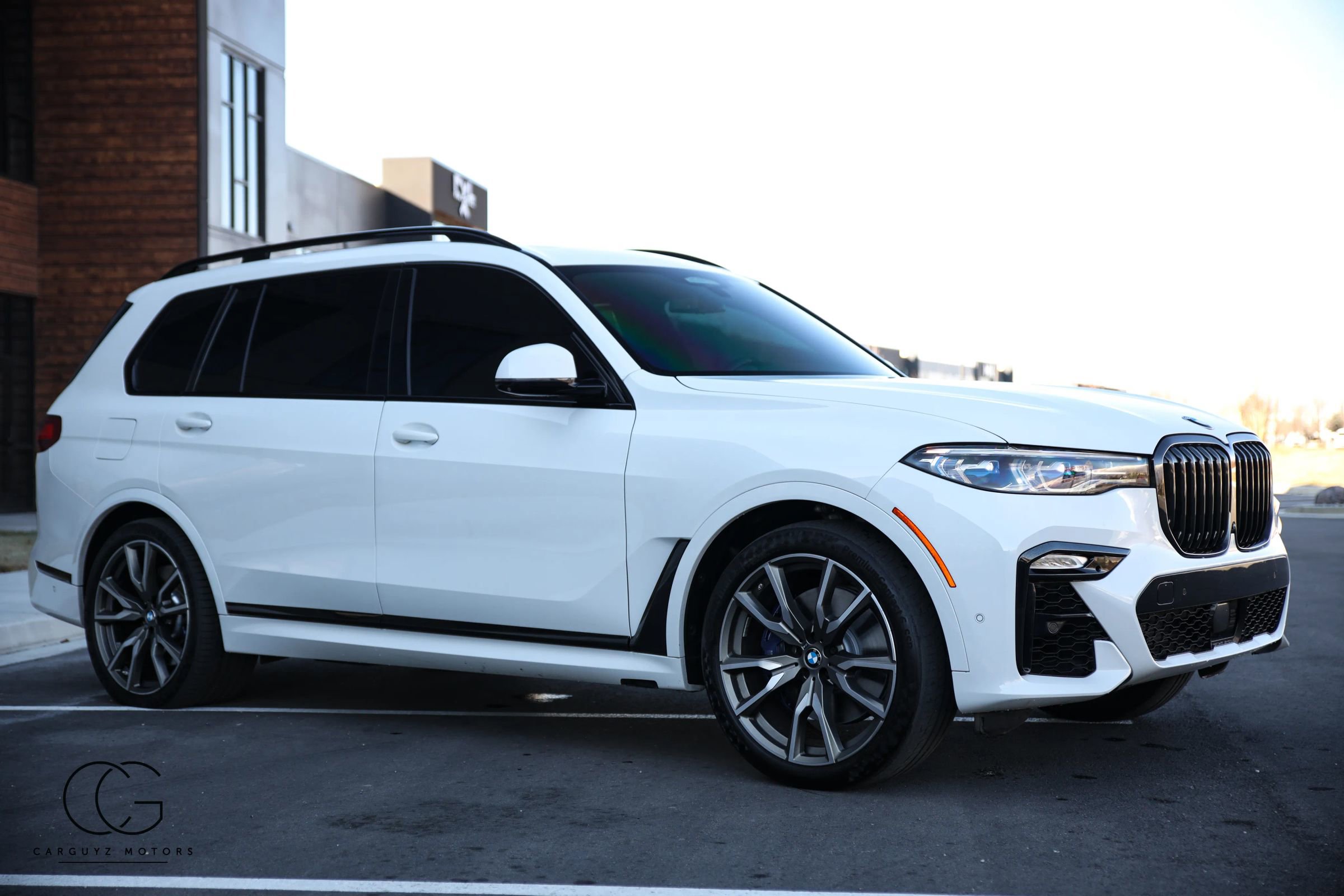 Used 2020 BMW X7 M50i w/ Dynamic Handling Package image 21