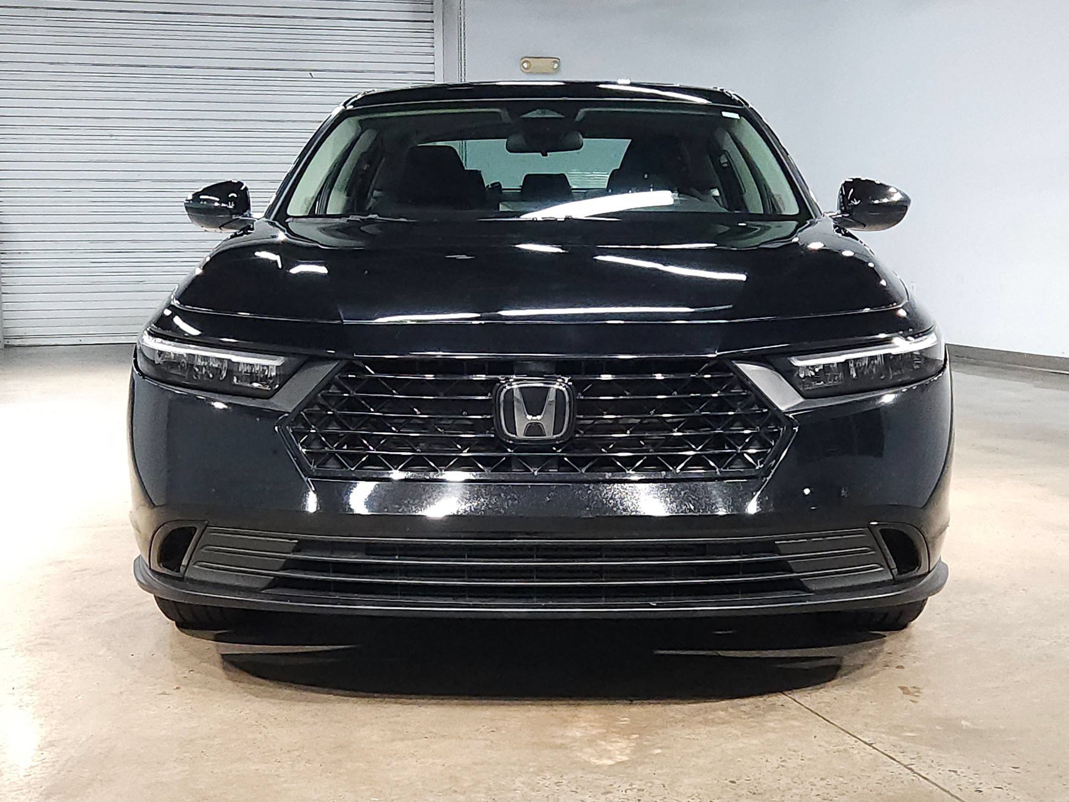 Used 2024 Honda Accord EX image 2