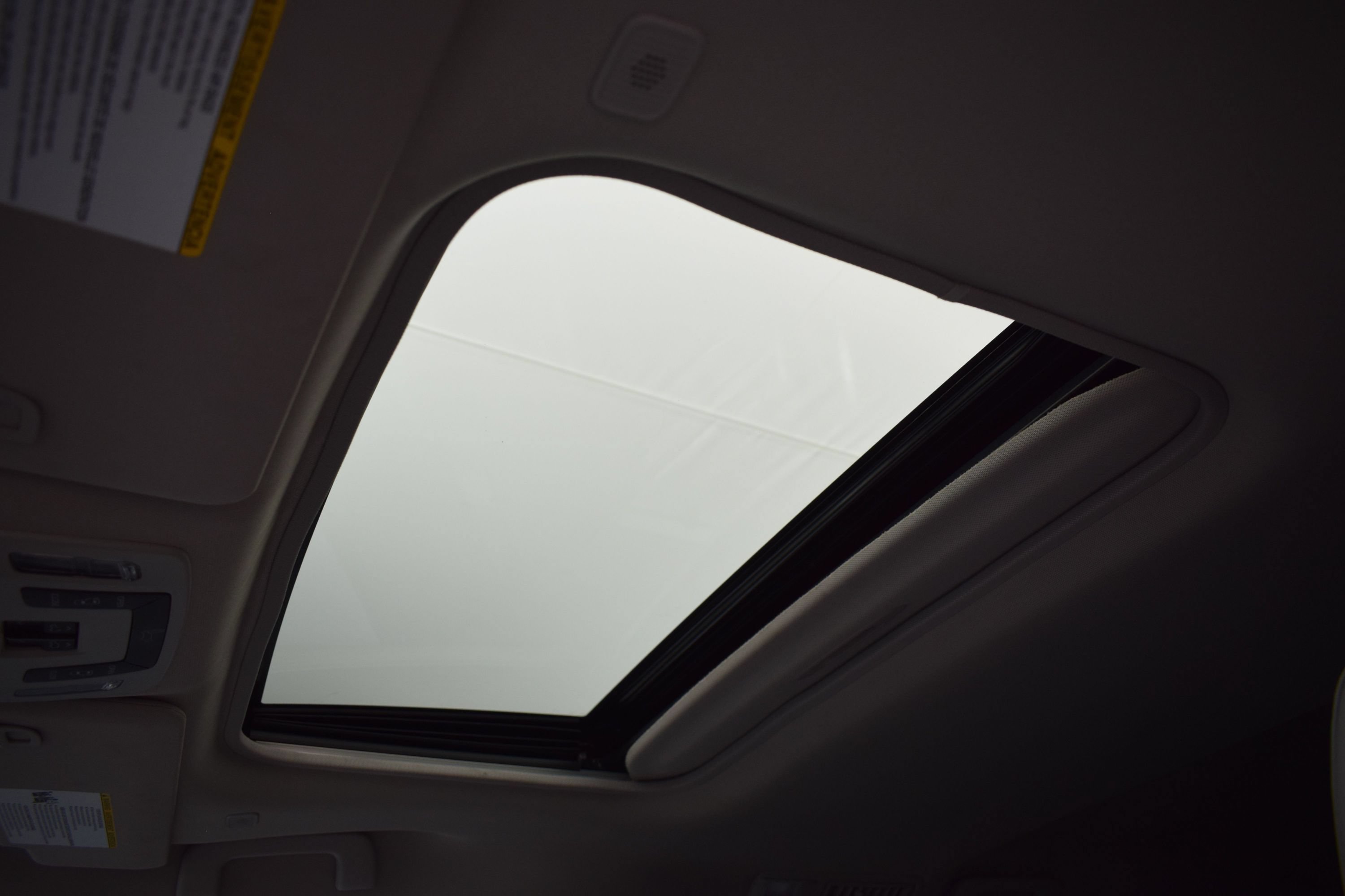 Used 2025 Toyota Sienna XLE FWD image 21
