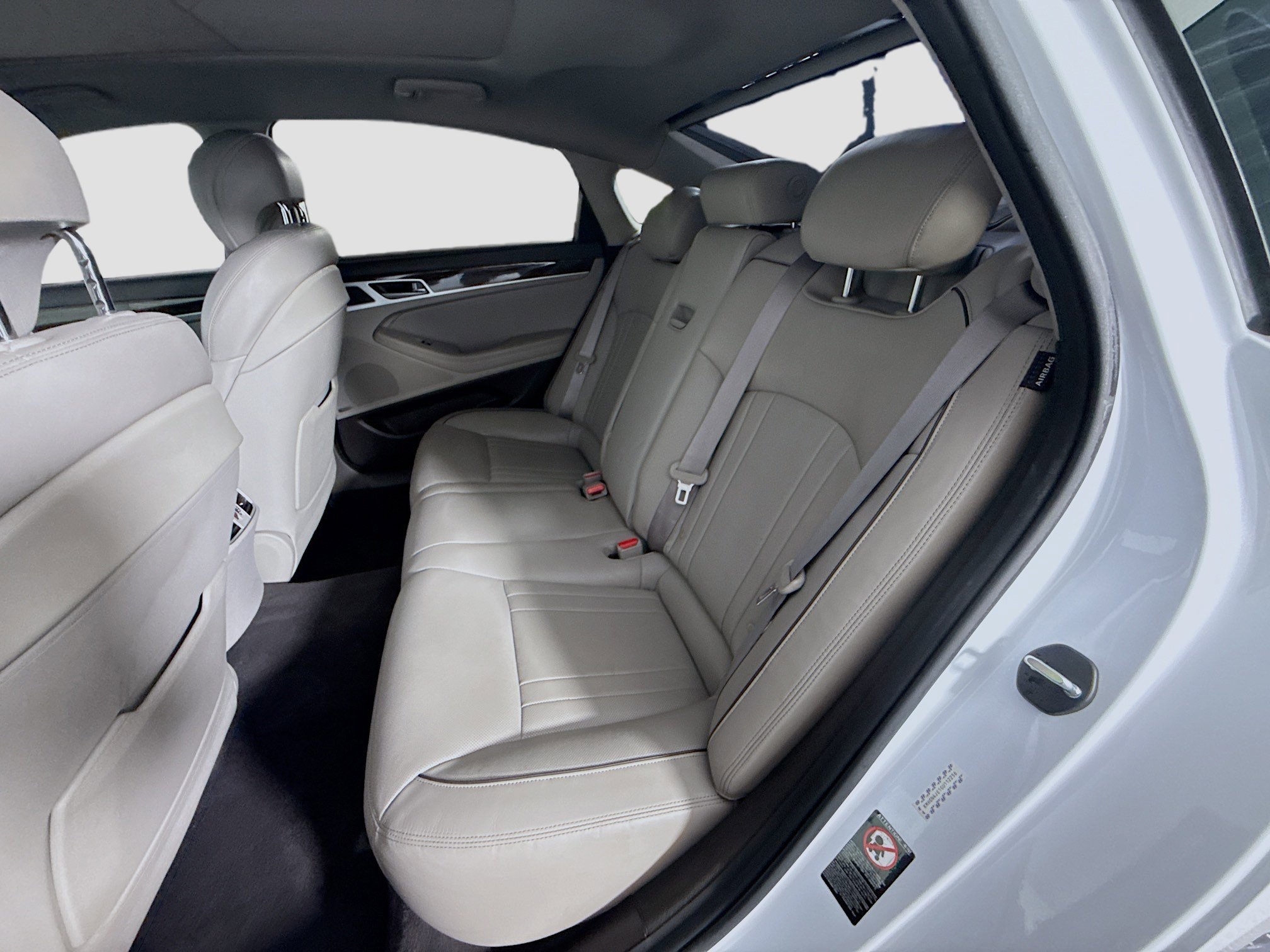 Used 2016 Hyundai Genesis 3.8 w/ Option Group 02 RWD image 25