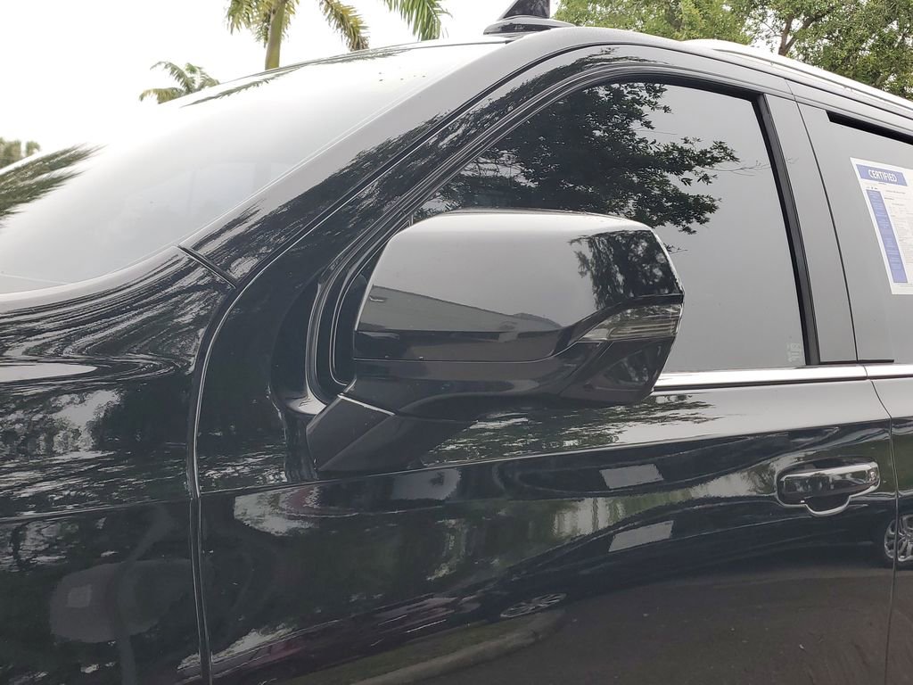 Used 2023 Chevrolet Tahoe LT w/ Luxury Package image 12