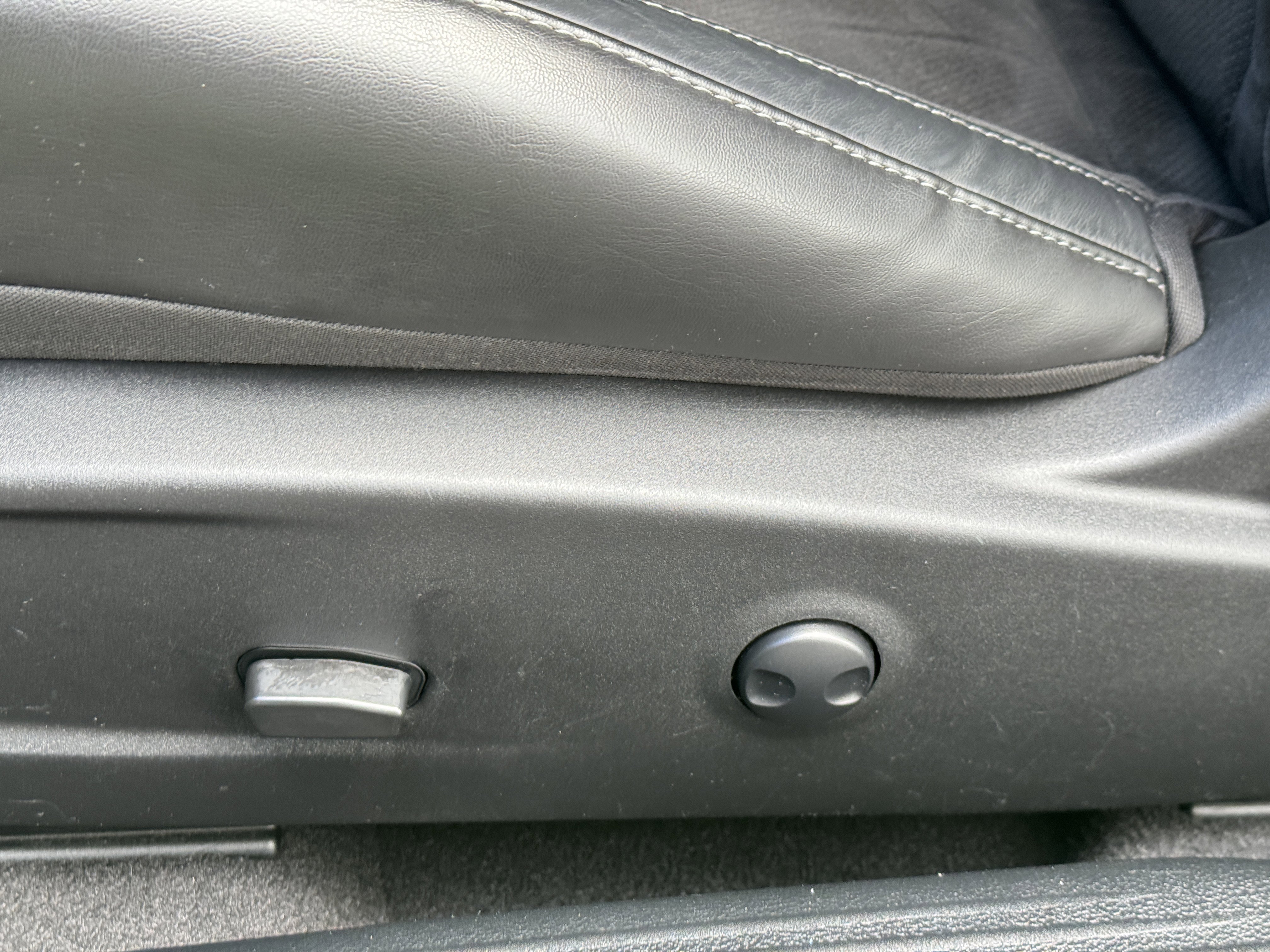 Used 2023 Dodge Challenger R/T Scat Pack w/ Plus Package image 19