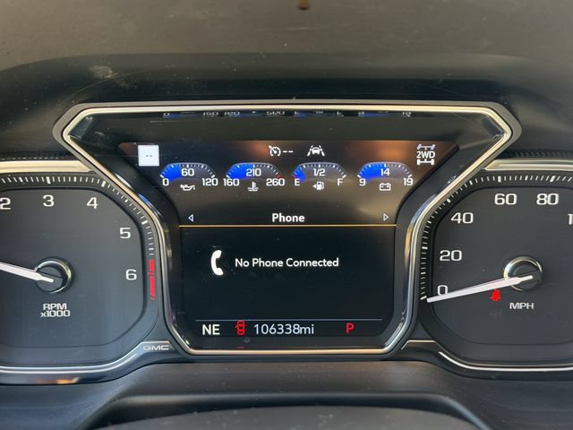 Used 2021 GMC Yukon XL AT4 w/ AT4 Premium Plus Package AWD/4WD image 13