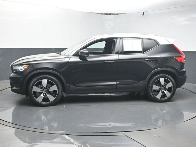Used 2020 Volvo XC40 T5 Momentum w/ Premium Package image 5