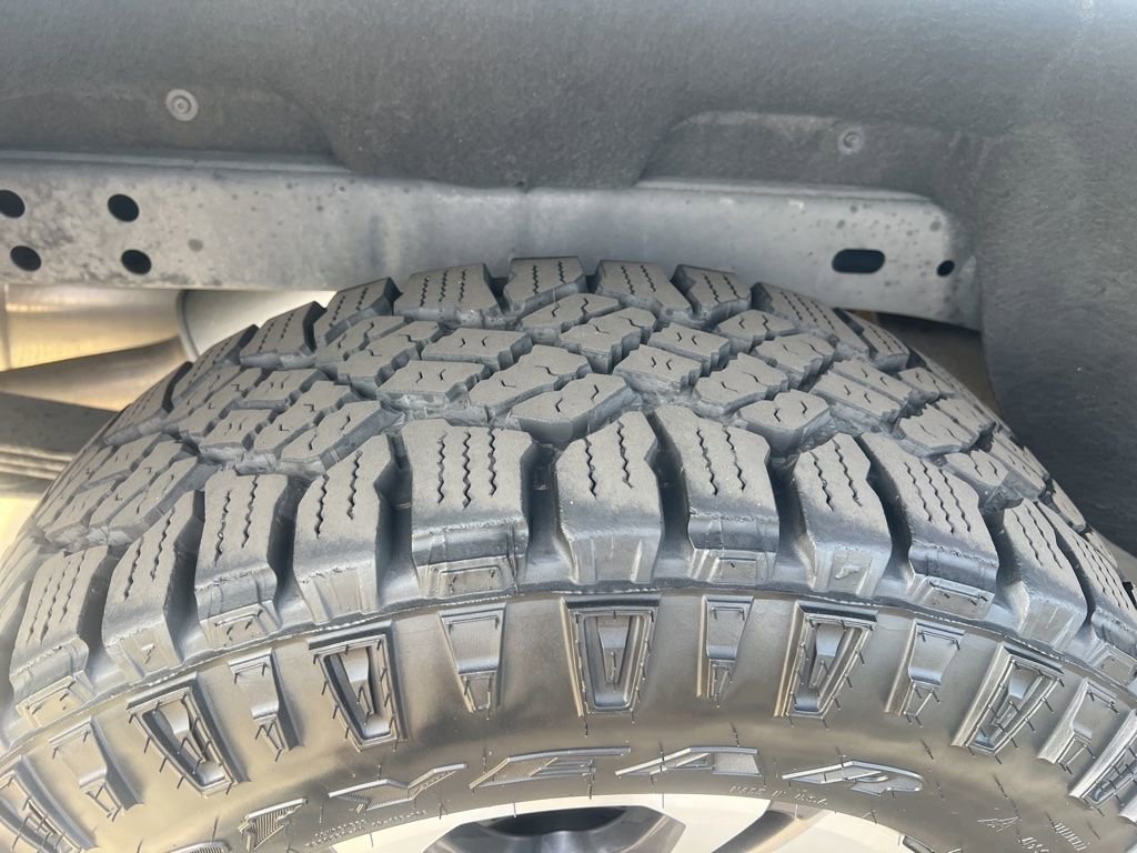 Used 2022 Chevrolet Colorado Z71 image 38