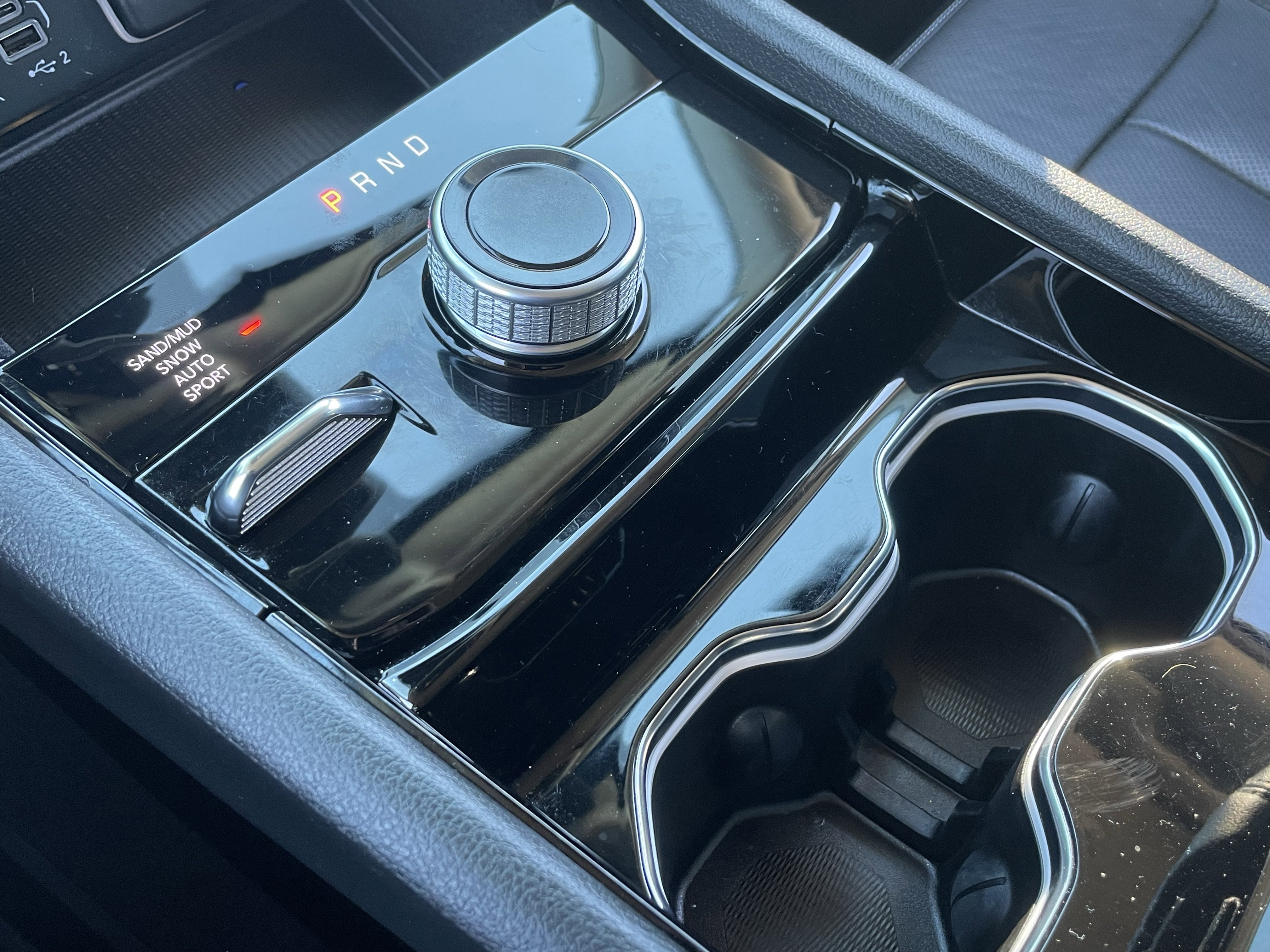 Certified 2022 Jeep Grand Cherokee L Limited w/ Luxury Tech Group II image 26