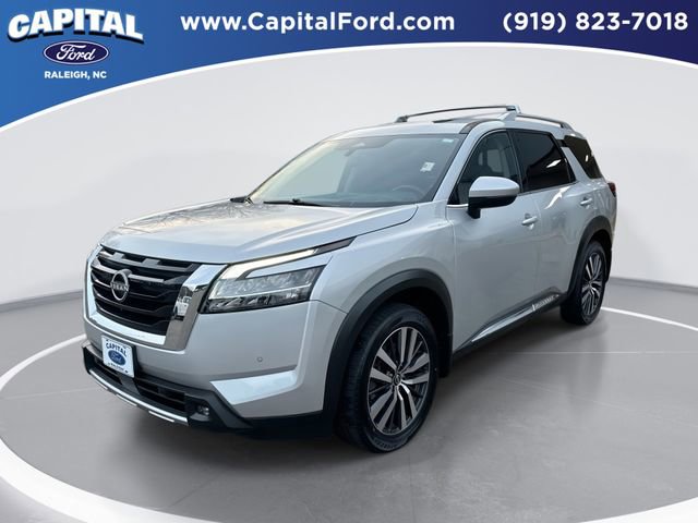 Used 2022 Nissan Pathfinder Platinum w/ Cargo Package