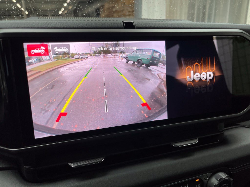 Used 2024 Jeep Wrangler High Altitude AWD/4WD image 79