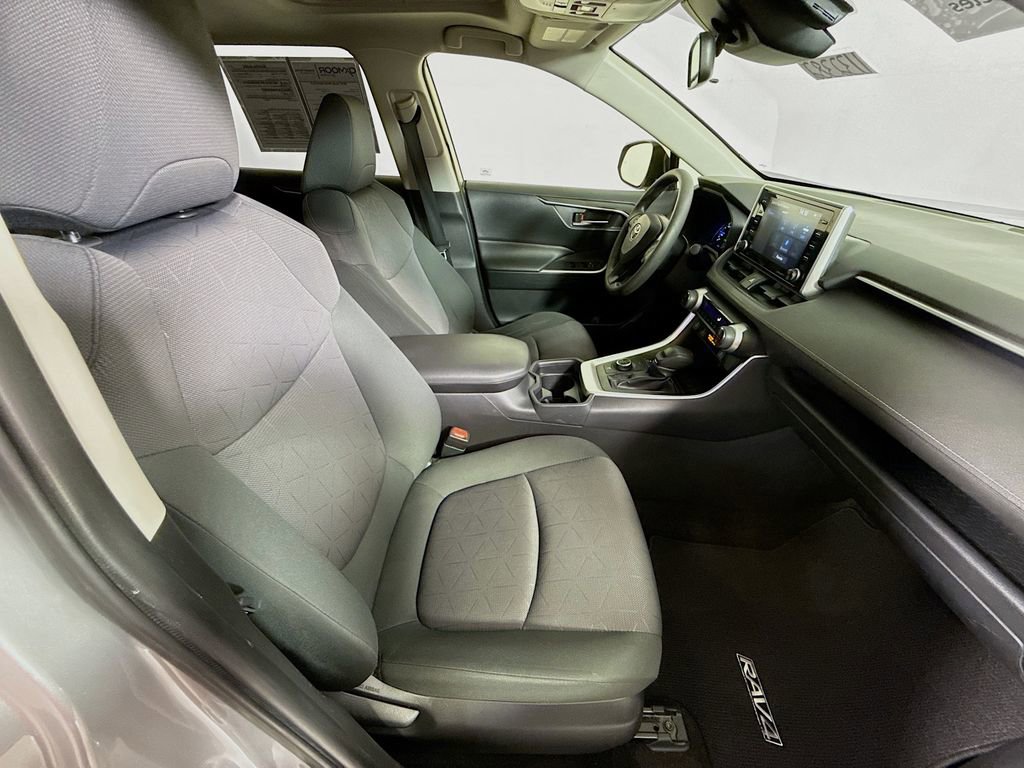 Certified 2019 Toyota RAV4 XLE image 29