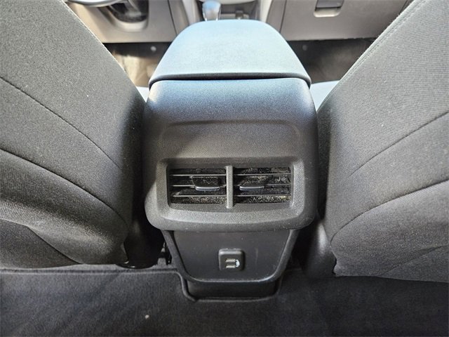 Used 2023 Chevrolet Equinox LT image 10
