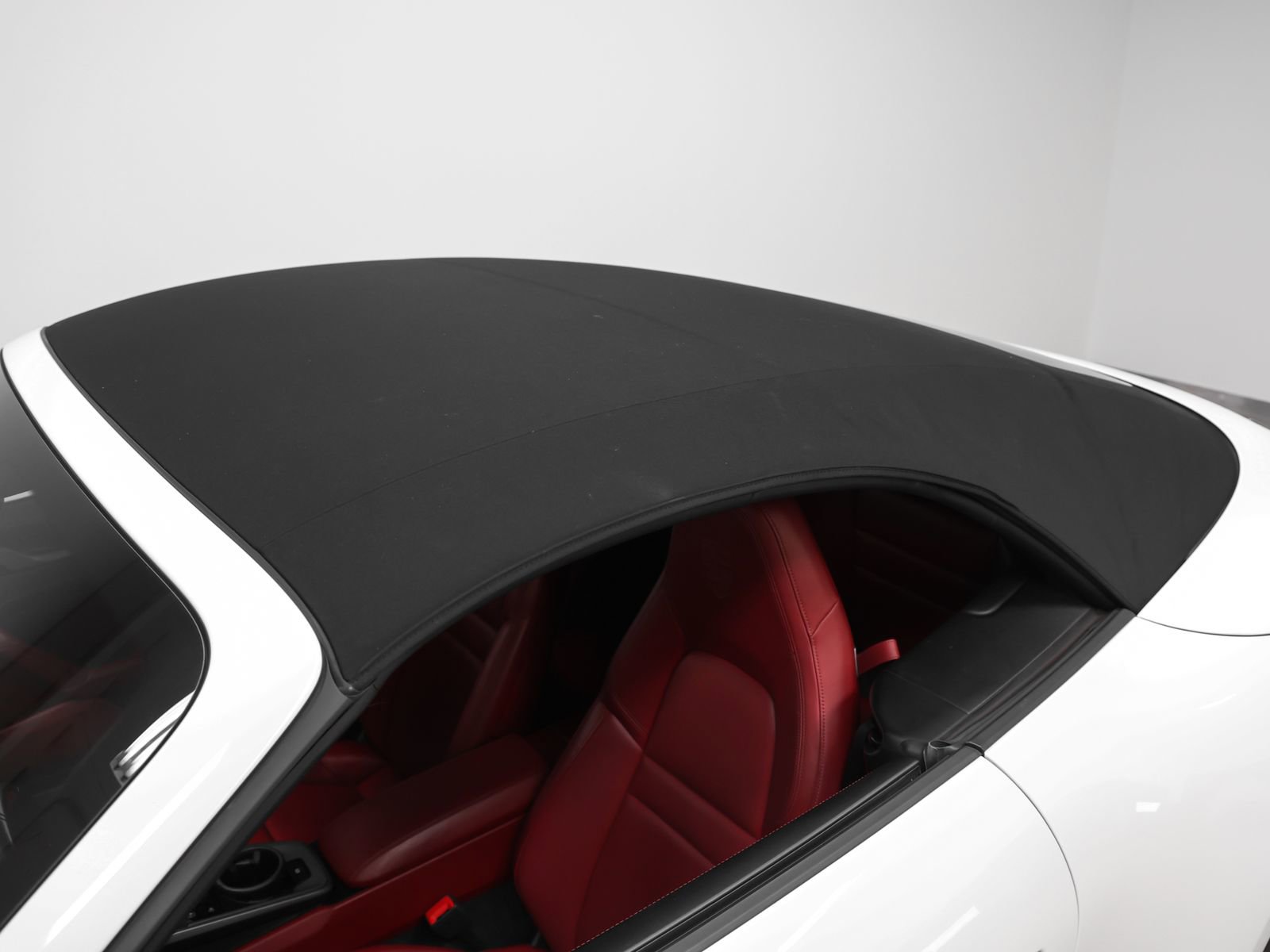 Certified 2022 Porsche 911 Carrera 4S AWD/4WD image 9