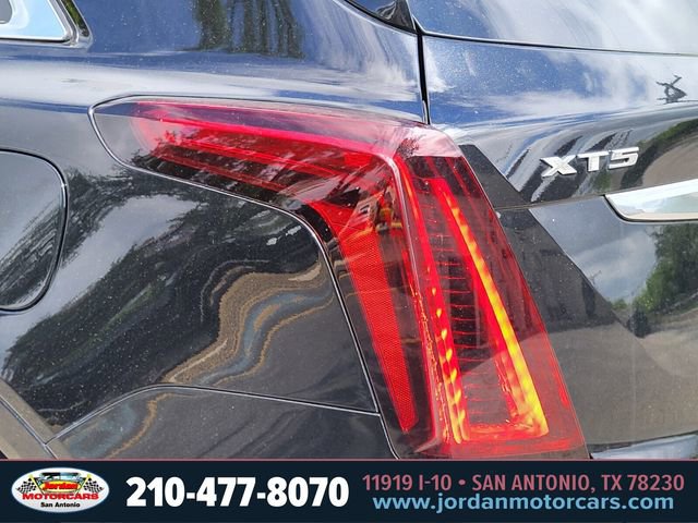 Used 2022 Cadillac XT5 Premium Luxury w/ Platinum Package image 9