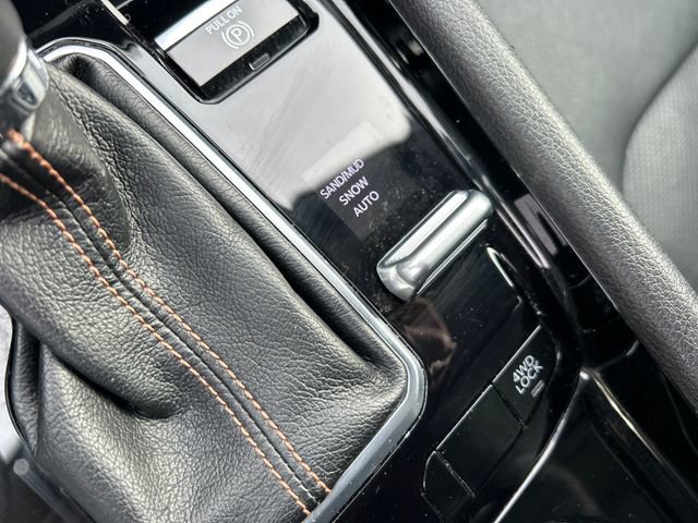 Used 2022 Jeep Compass Limited image 20