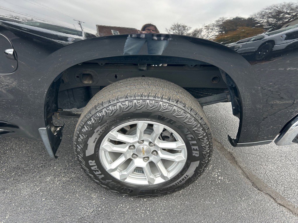 Used 2022 Chevrolet Silverado 1500 LT image 30