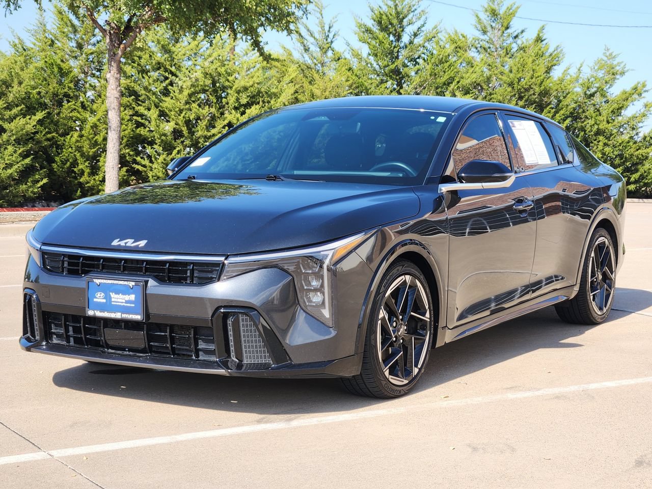 Used 2025 Kia K4 GT-Line FWD image 2
