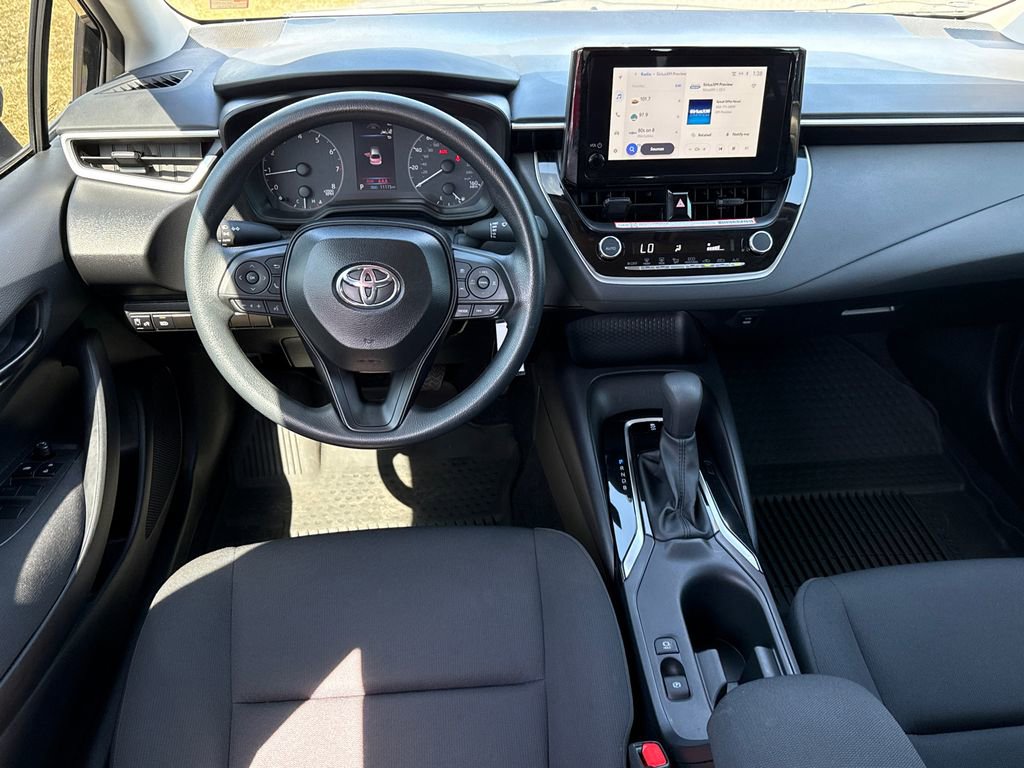 Used 2025 Toyota Corolla LE image 22