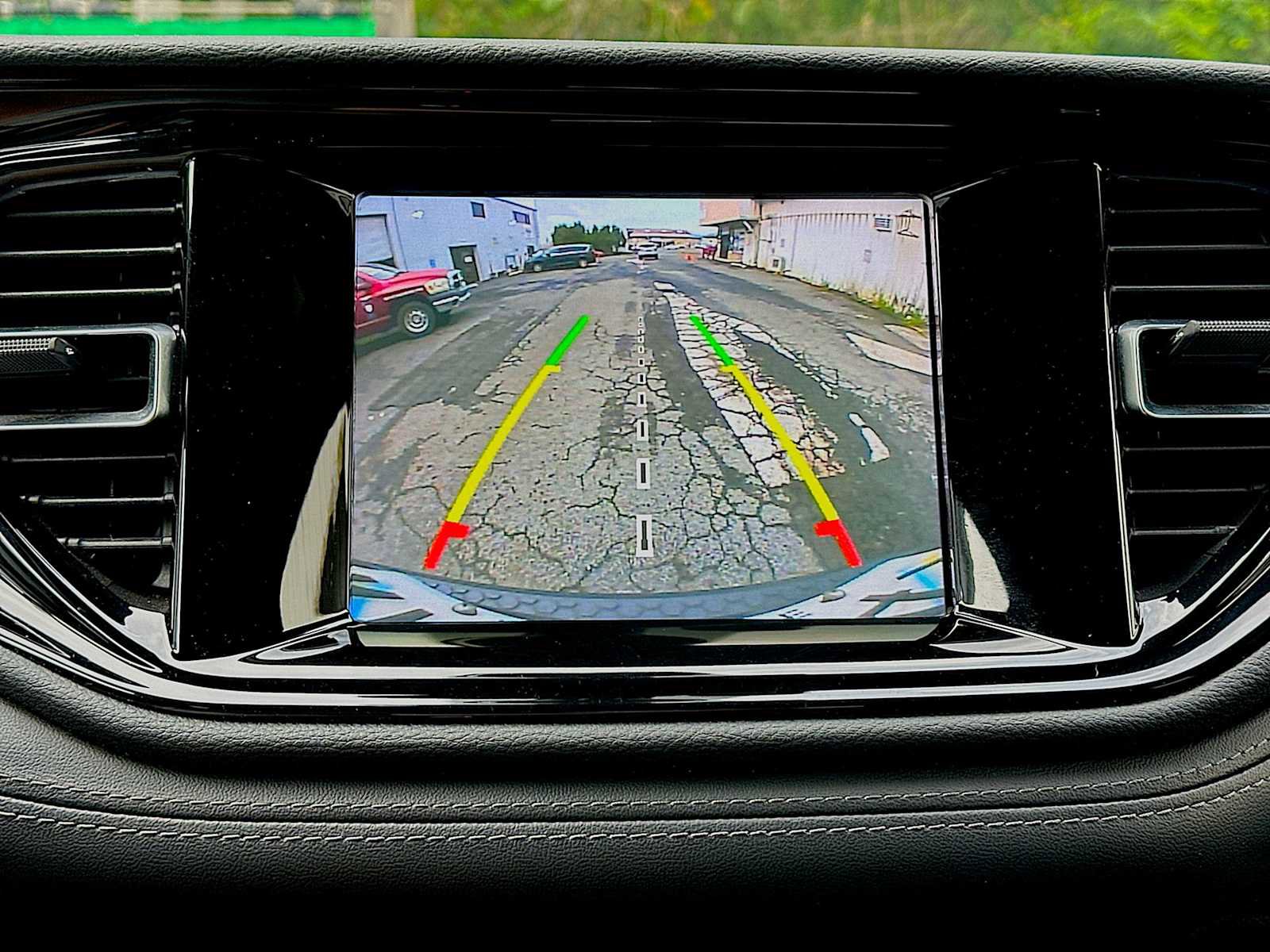 Used 2023 Dodge Durango SXT image 22