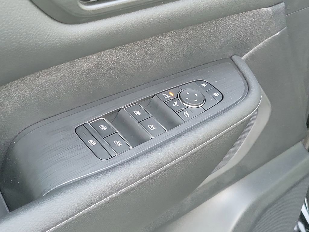 New 2025 Nissan Armada PRO-4X image 25