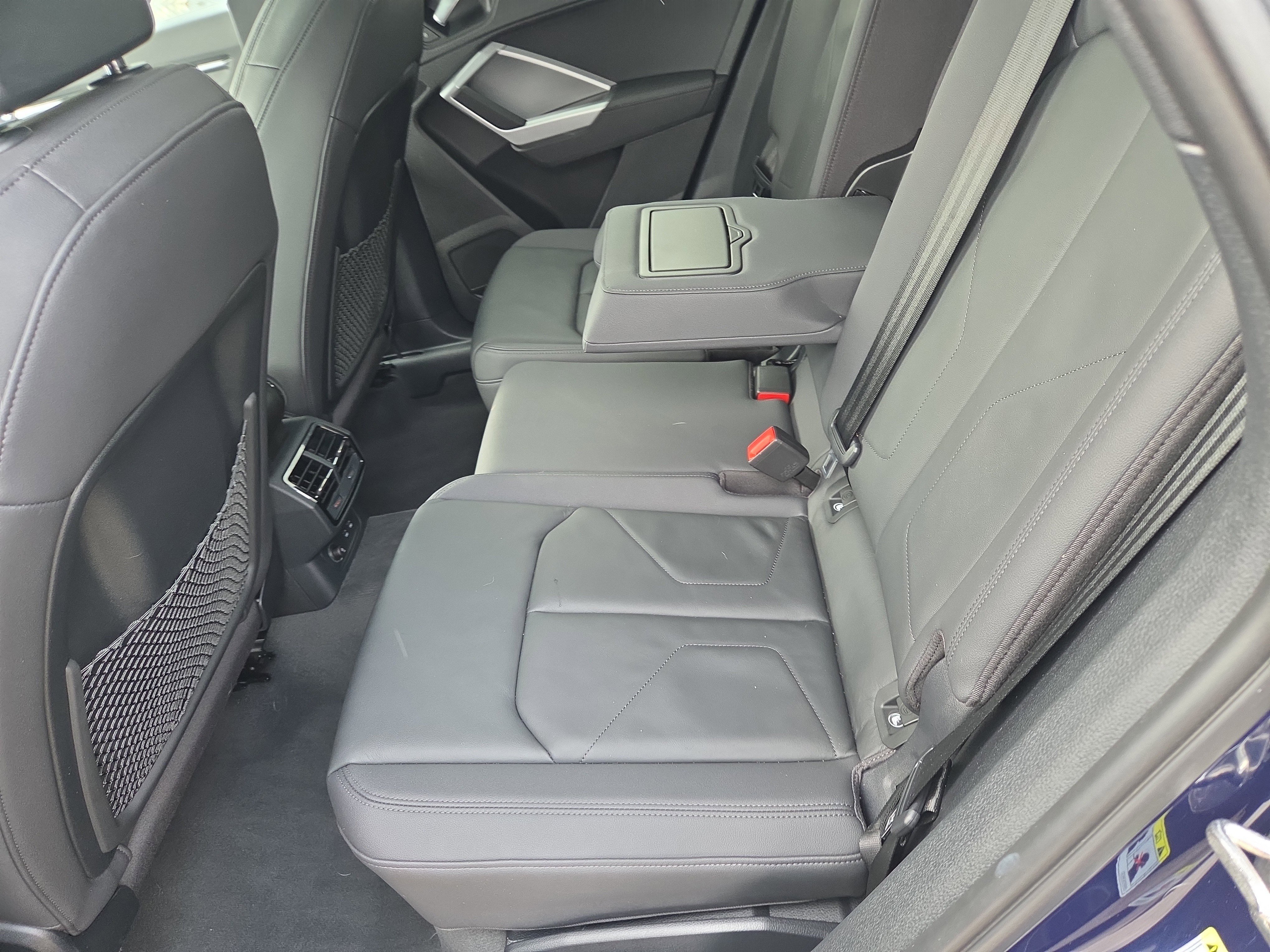 Used 2020 Audi Q3 2.0T Premium AWD/4WD image 8