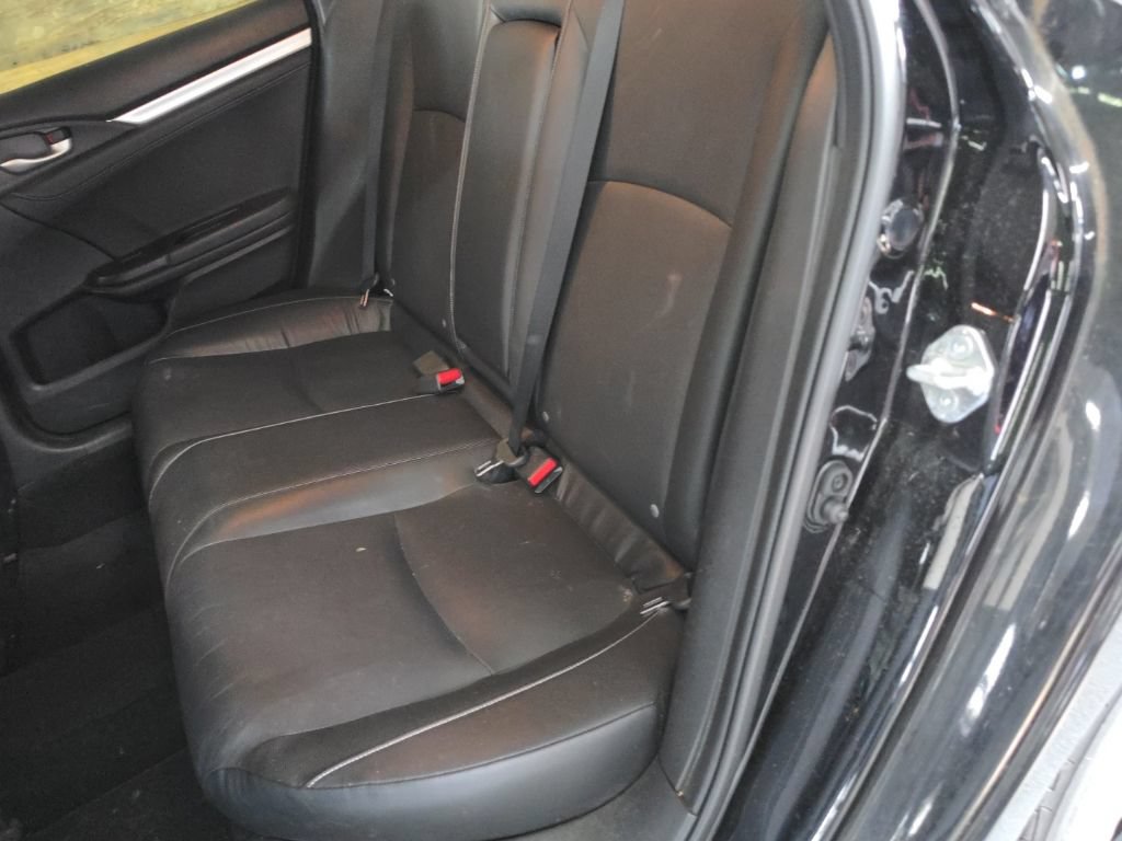Used 2018 Honda Civic EX-L image 9