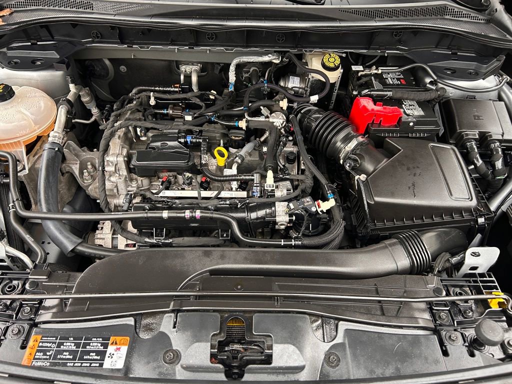 Used 2022 Ford Escape SE w/ Cold Weather Package image 9