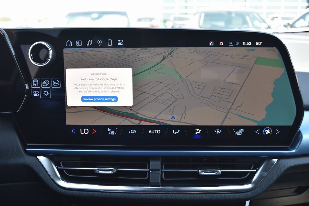 New 2025 Chevrolet Equinox EV LT image 18