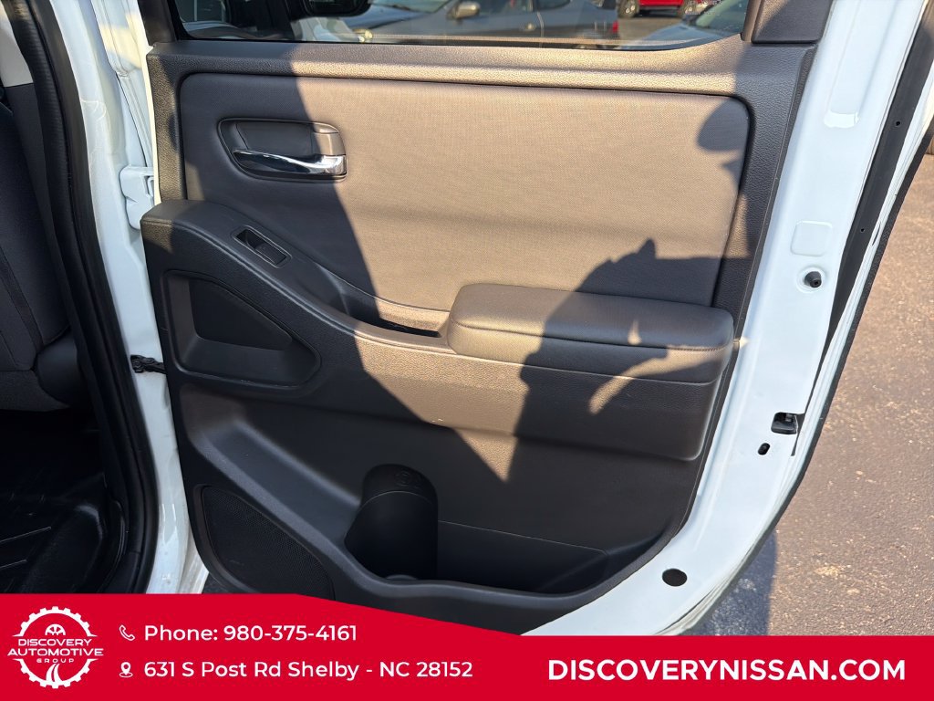 Certified 2022 Nissan Frontier SV AWD/4WD image 35