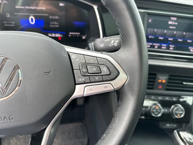 Certified 2023 Volkswagen Jetta SE w/ Panoramic Sunroof Package FWD image 20