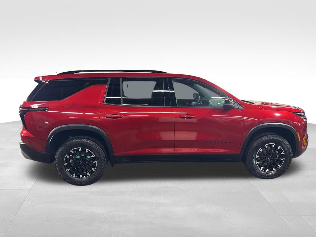 Used 2025 Chevrolet Traverse Z71 w/ Driver Confidence Package image 7