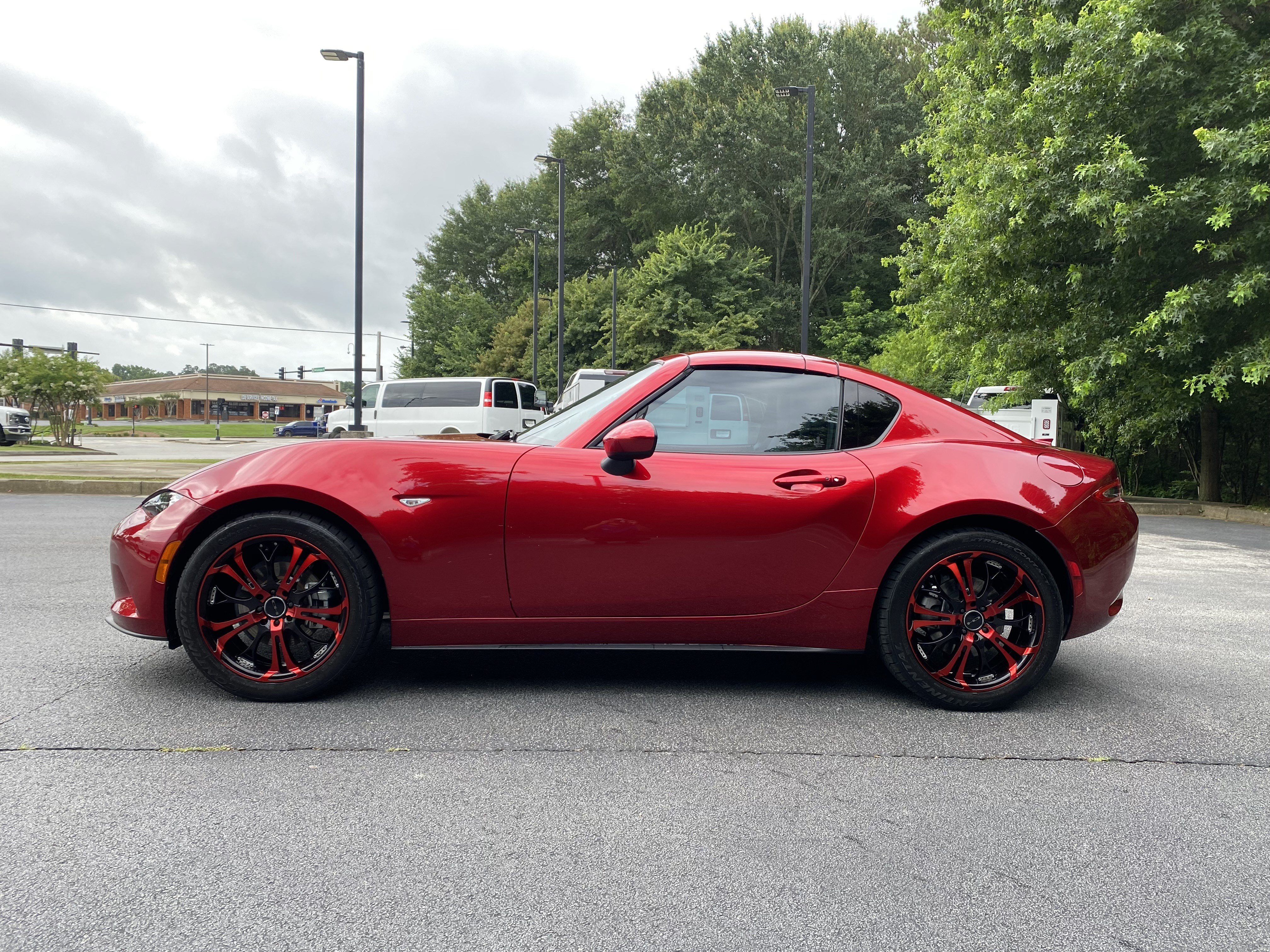 Used 2022 MAZDA MX-5 Miata RF Grand Touring RWD image 6