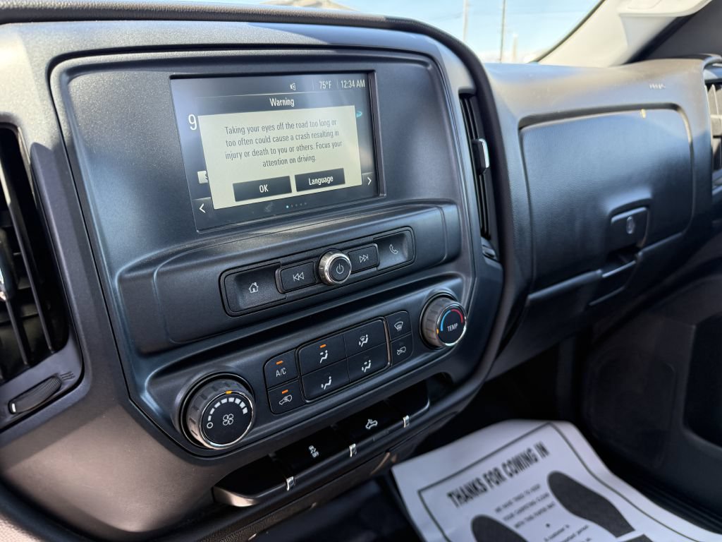 Used 2018 Chevrolet Silverado 2500 W/T AWD/4WD image 16