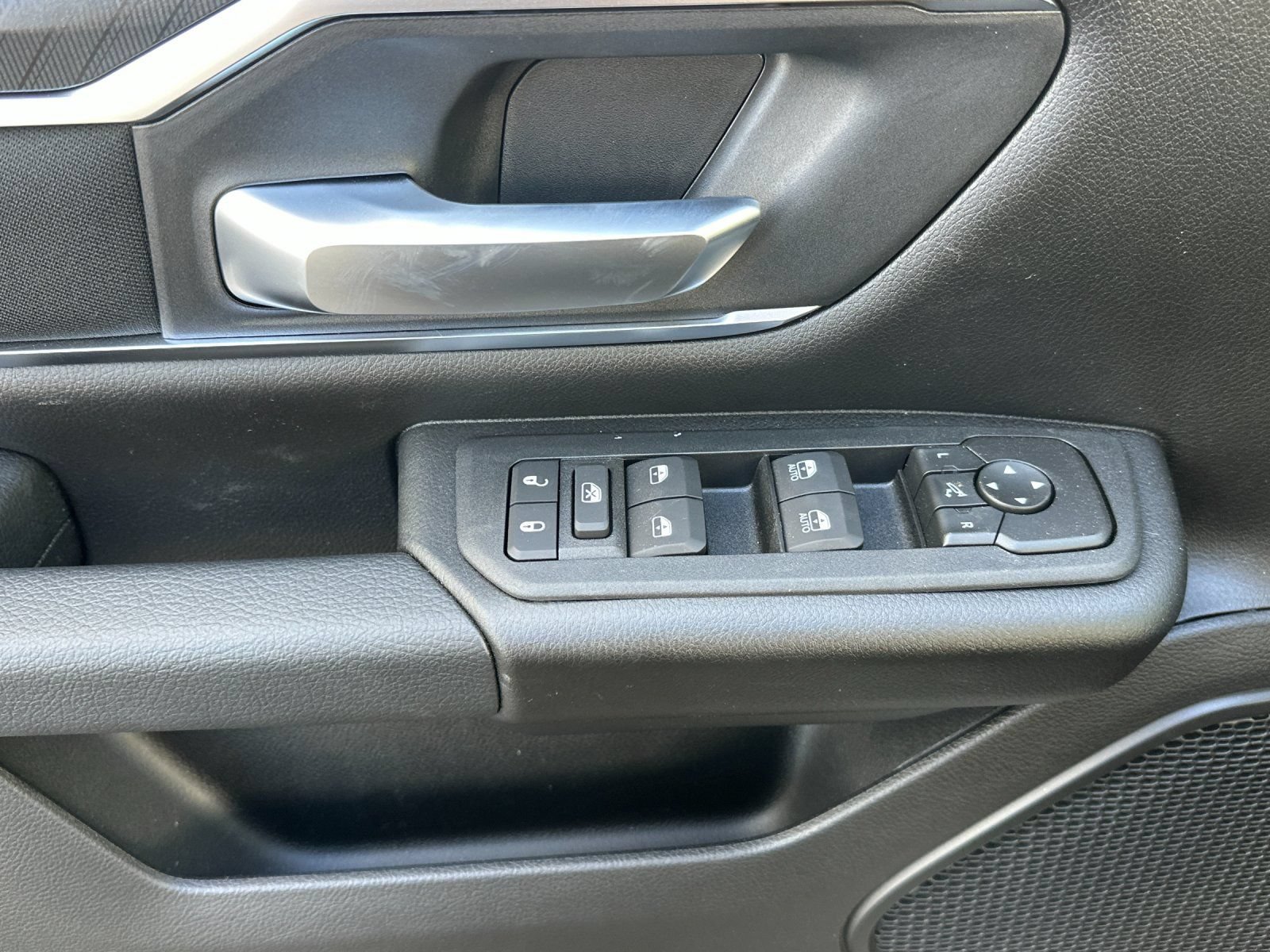 New 2026 RAM 1500 Big Horn AWD/4WD image 11