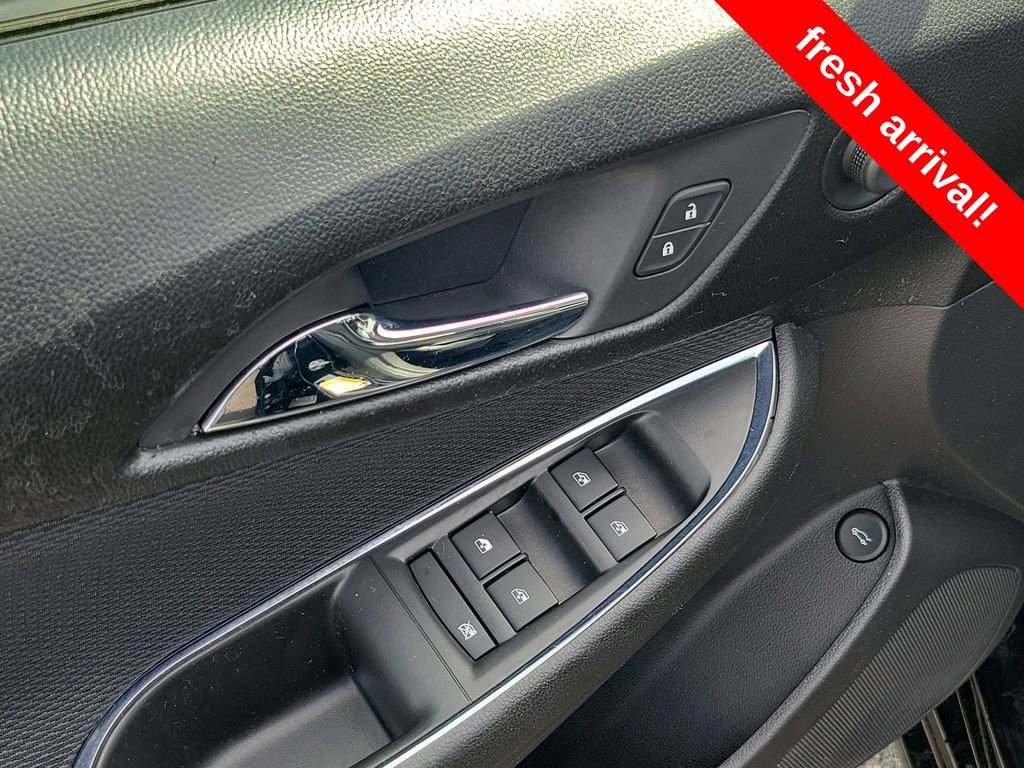 Used 2017 Chevrolet Cruze LS image 15