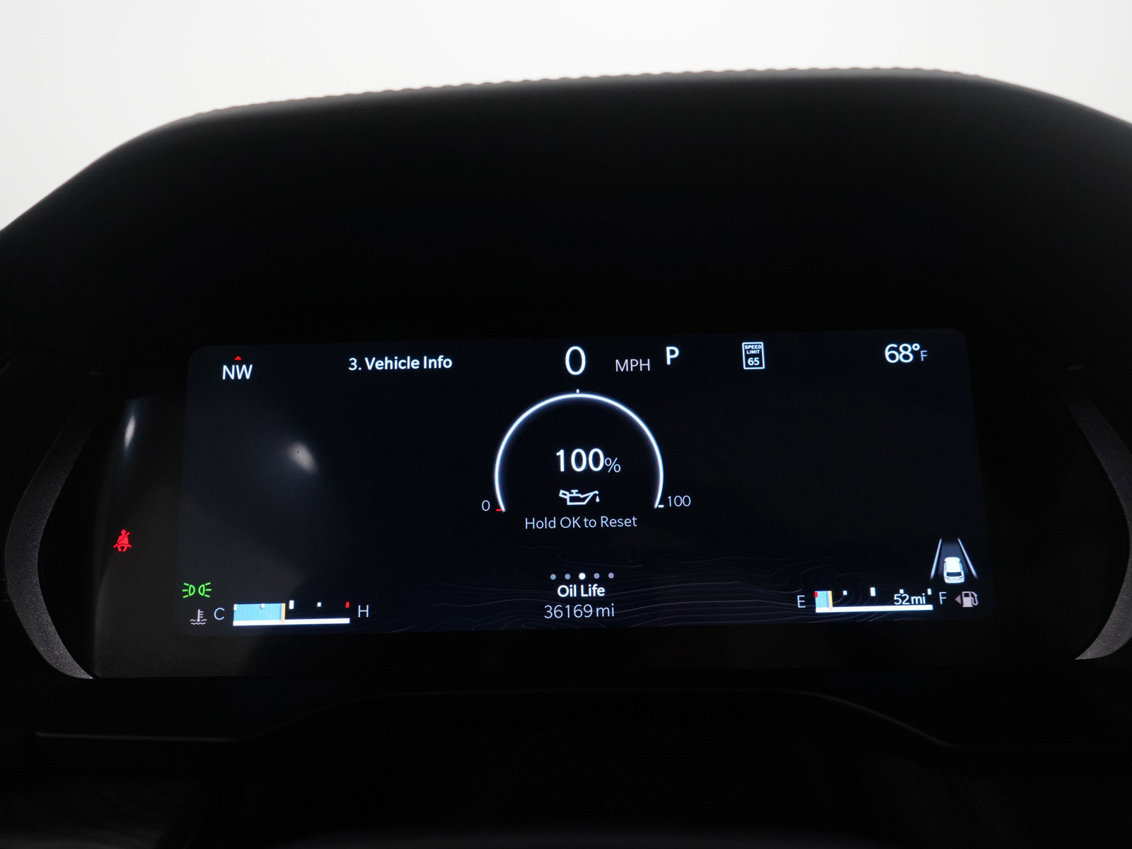 Used 2024 Jeep Grand Cherokee Overland w/ Luxury Tech Group IV image 29