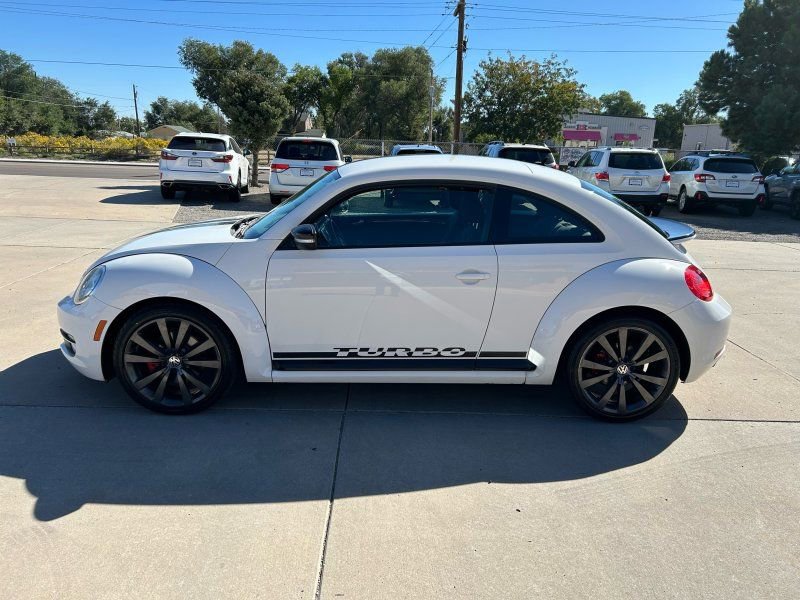 Used 2012 Volkswagen Beetle 2.0T image 4